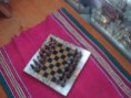 AJEDREZ DE CERAMICA: INKAS Vs. ESPAÑOLES;  1AC = 15 cm  x 15 cm;    